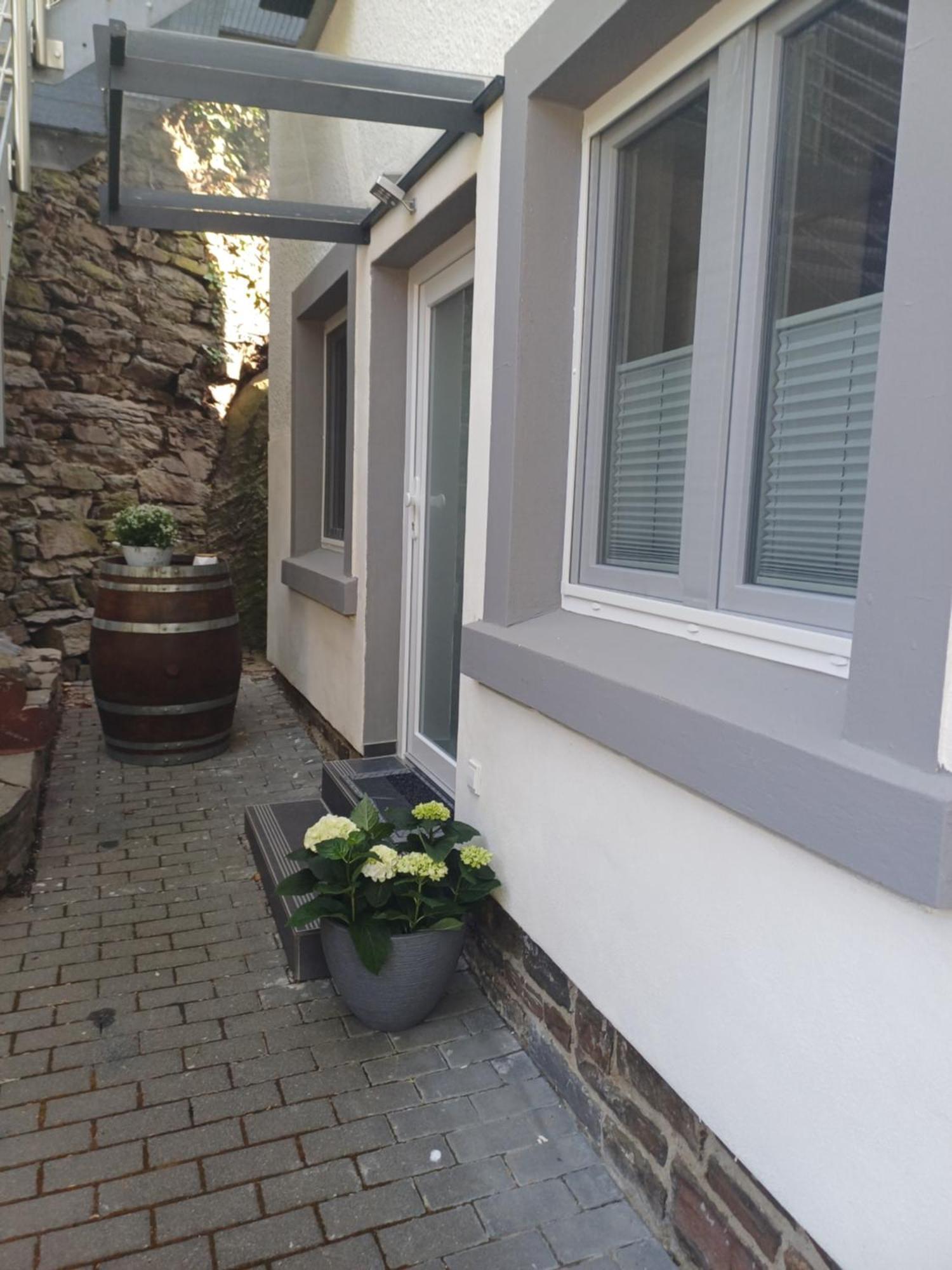 Ferienapartment Zur Bunten Kuh Walporzheim Apartment